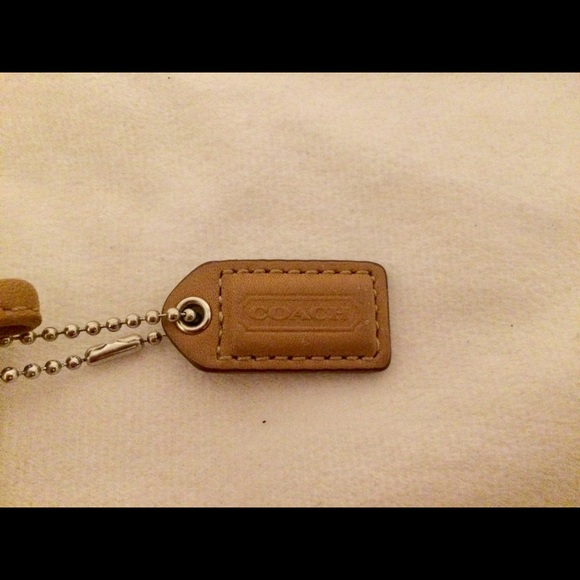 Coach Logo wristlet in tan and cream - Picture 4 of 6